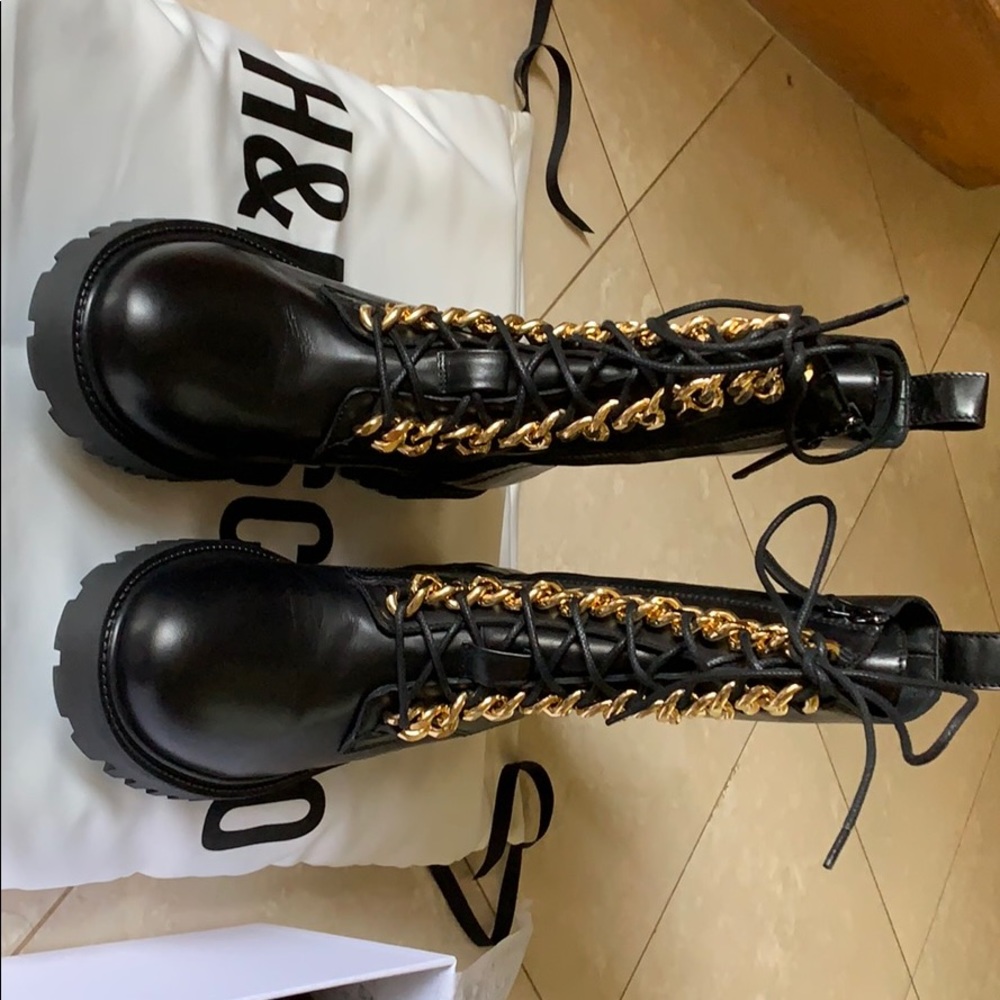 MOSCHINO X H&M Leather Boots - Picture 2 of 4